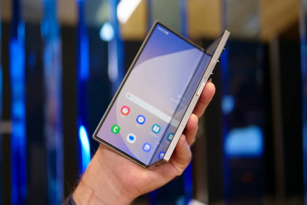 Samsung Galaxy Z Fold 6 – รวมรีวิว Samsung Galaxy Z Fold 6